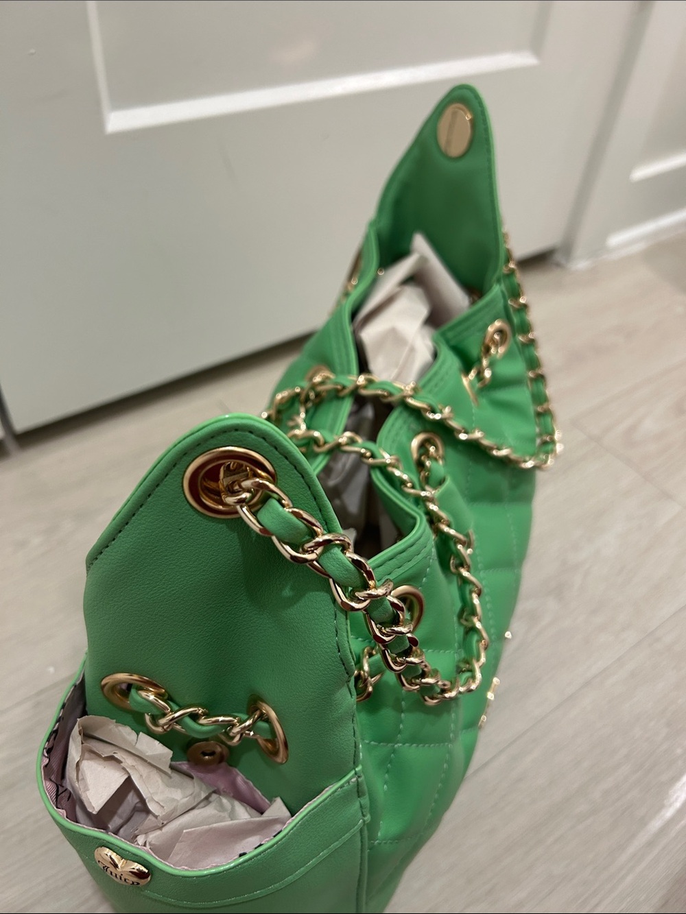 Juicy Couture Exclusive "Fashion Icon" Bucket Bag in Retro Green - Picture 10 of 13